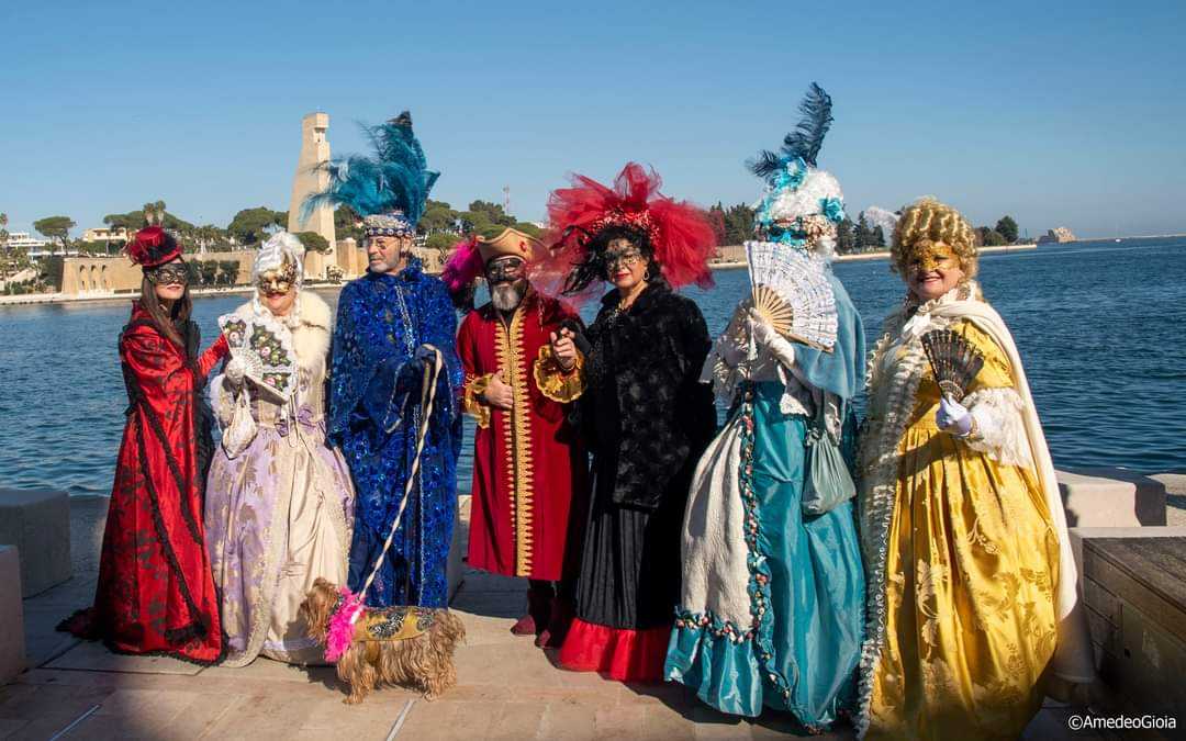 Il gruppo fasanese del “Carnevale d'epoca” sfila a Brindisi