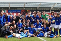 Chicco Semeraro con la squadra Under 17 dell'Italia