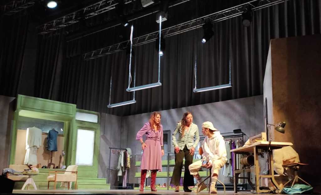 Stagione di prosa: Paola Minaccioni, donna imperfetta e seducente  