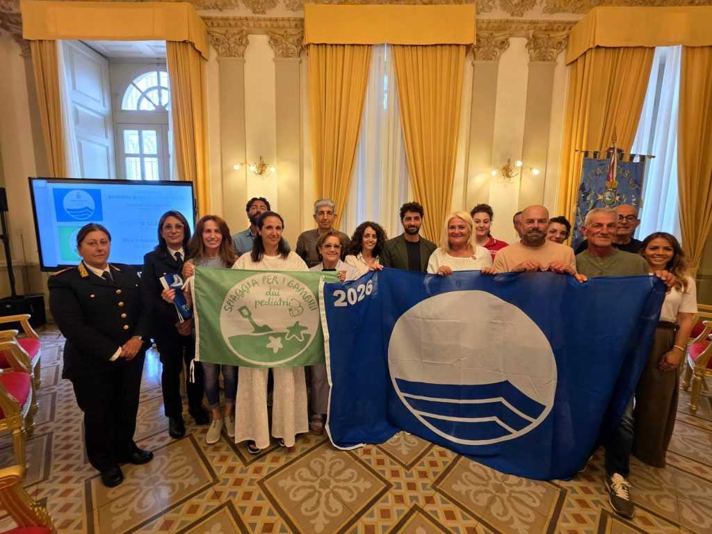 Fasano regina del mare e dell’accoglienza: assegnate 22 Bandiere Blu e 21 Bandiere Verdi ai lidi del territorio